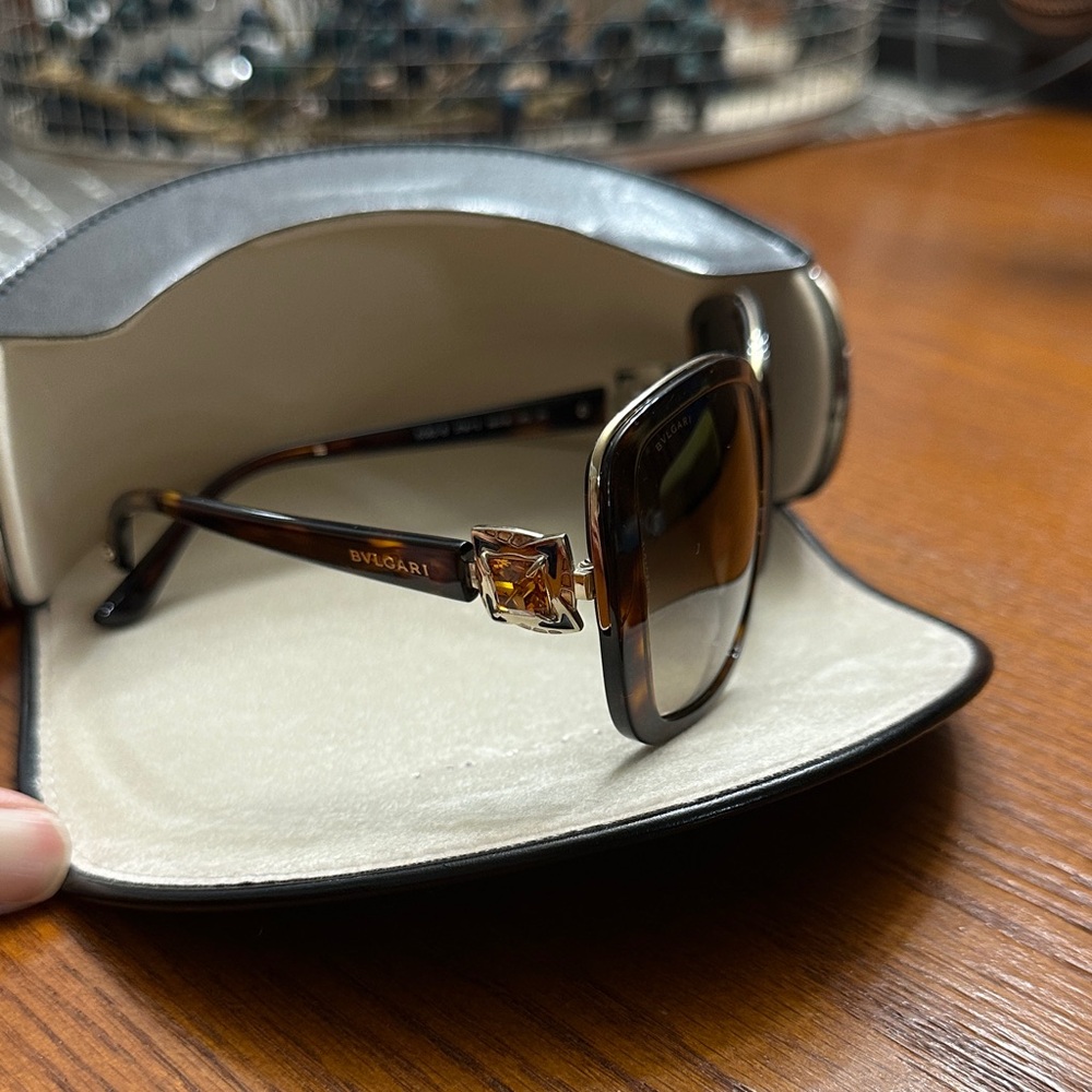 🤩RARE♥️BVLGARI 6060-B Vintage Butterfly Amber Swarovski Tortoise Sunglasses
